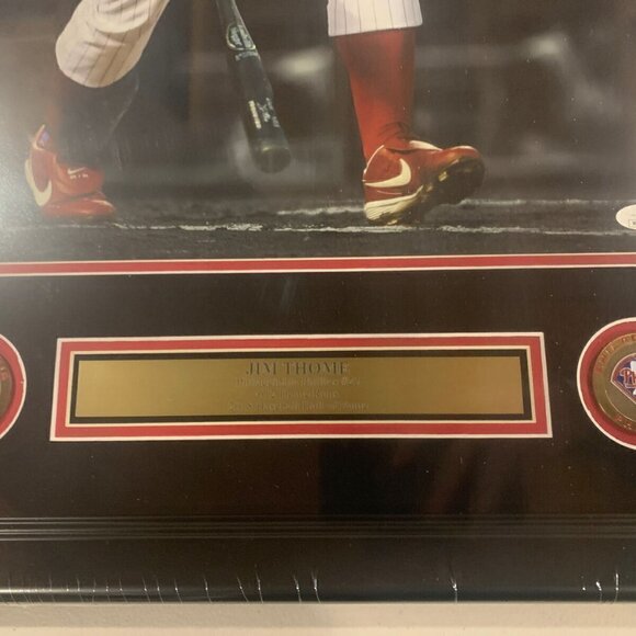 Jim Thome autograph signed Philadelphia Phillies 16x20 spotlight photo framedJSA - Picture 4 of 4